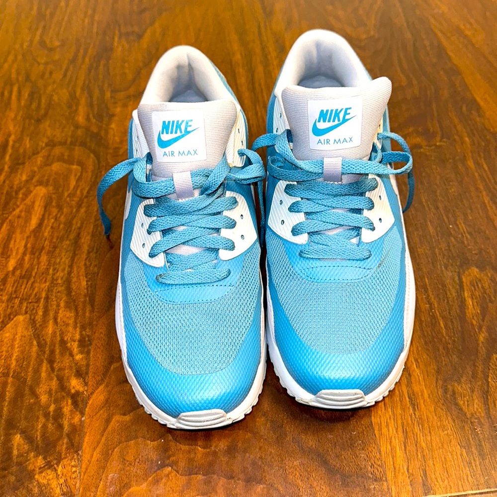 US 8.5 Nike AirMax